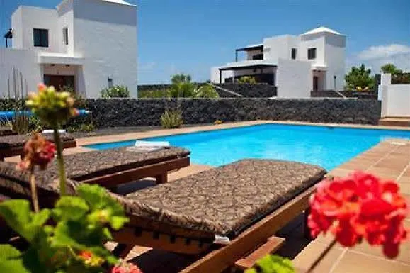 Отель Villas Yaiza Village Яйса